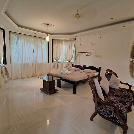 J-House, Spacious Apartments With Balconies, Thalassa 1Min Away Siolim Dış mekan fotoğraf